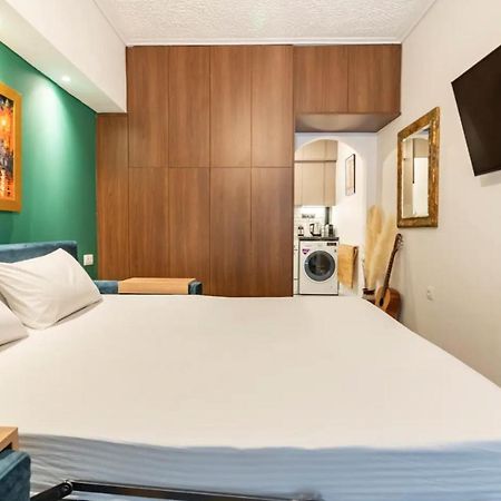 Cute Tiny Apartment In The Heart Of Flisvos เอเธนส์ ภายนอก รูปภาพ