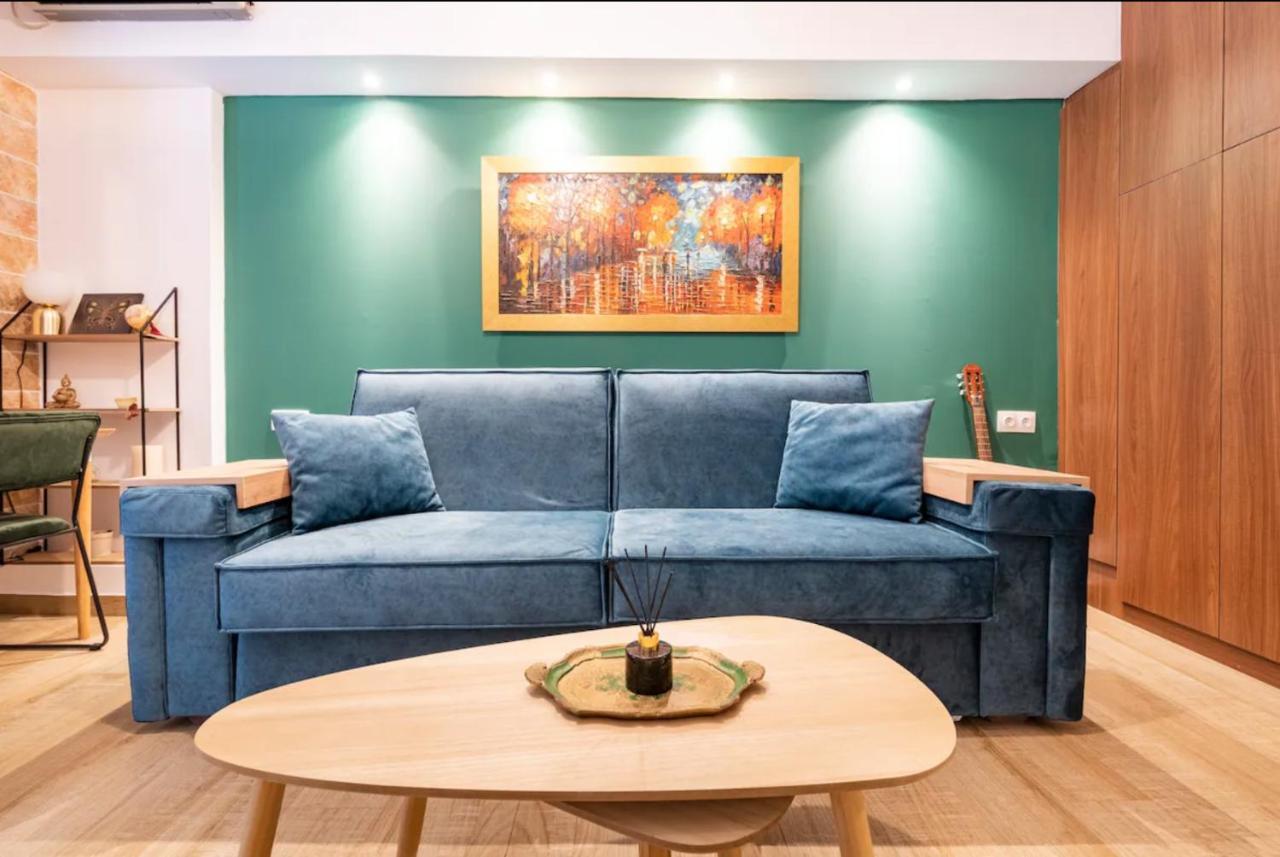 Cute Tiny Apartment In The Heart Of Flisvos เอเธนส์ ภายนอก รูปภาพ